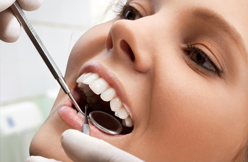 who can help me with the best cosmetic dentist in vero beach?